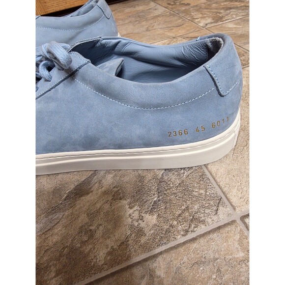 COMMON PROJECTS OG Achilles Low Sneakers in Powder Blue Nubuck Leather EU 45 12 - Picture 2 of 8